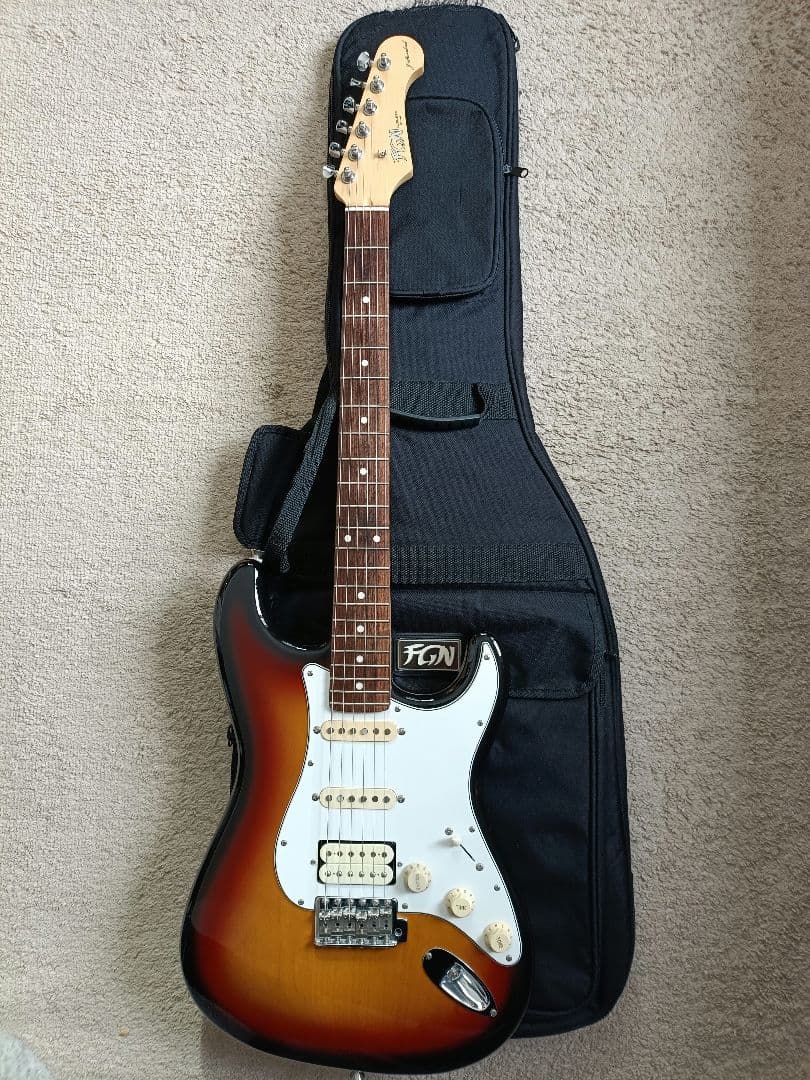 FGN J-STANDARD リアハム ストラトキャスター 日本製 美品 富士弦