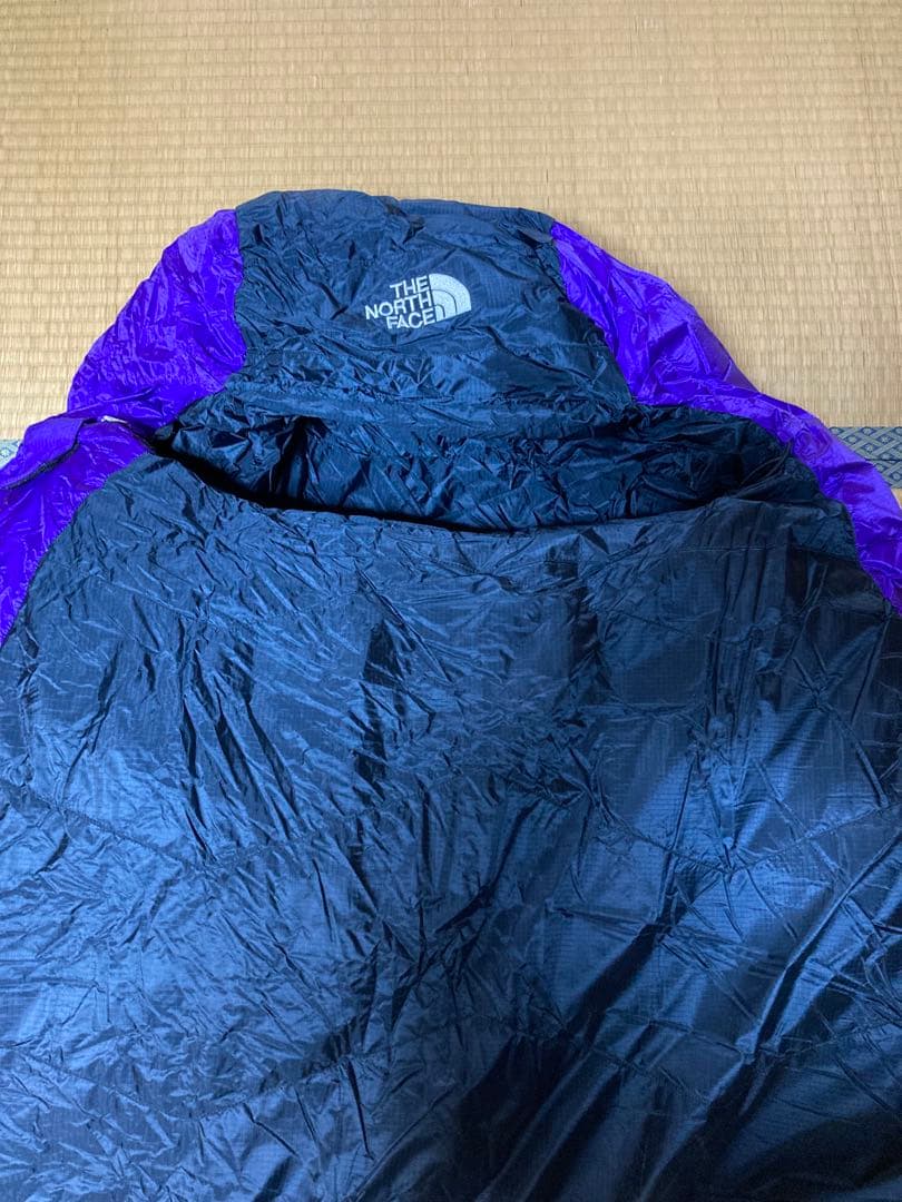THE NORTH FACE 寝袋 黒/紫　極寒地可能　スリーピングバッグ