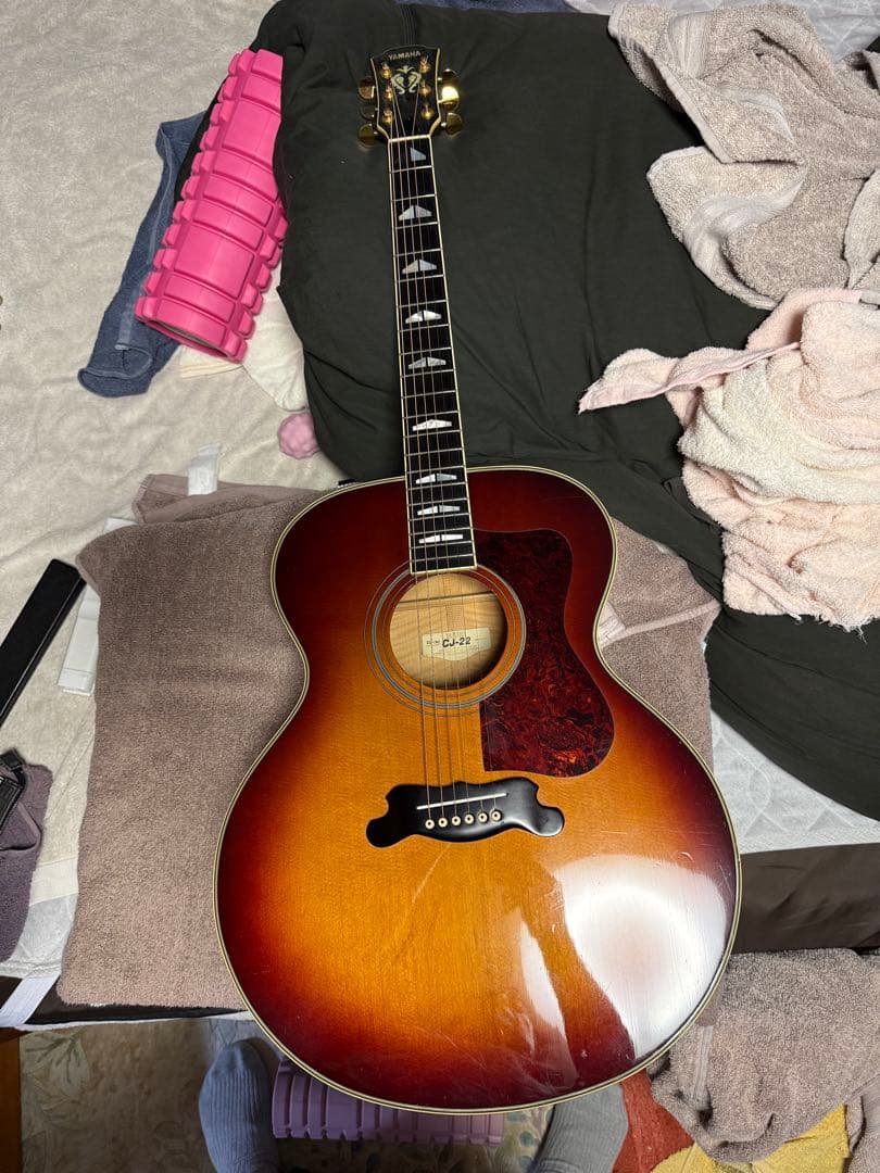 ヤマハ　YAMAHA CJ-22 アコースティックギター サンバースト