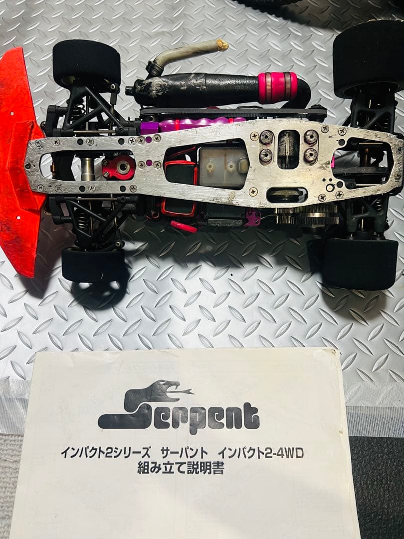 Serpent インパクト2-4WD ラジコンカー