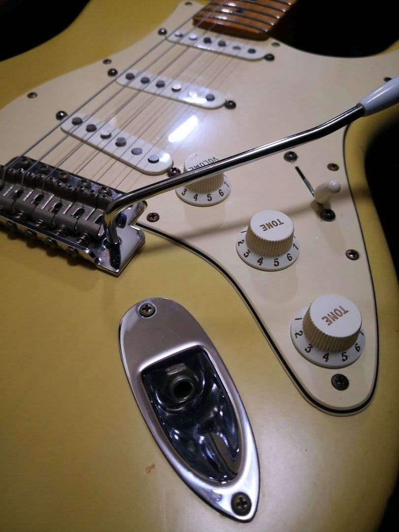 FENDER HIGHWAY ONE ソフトケース付きます。