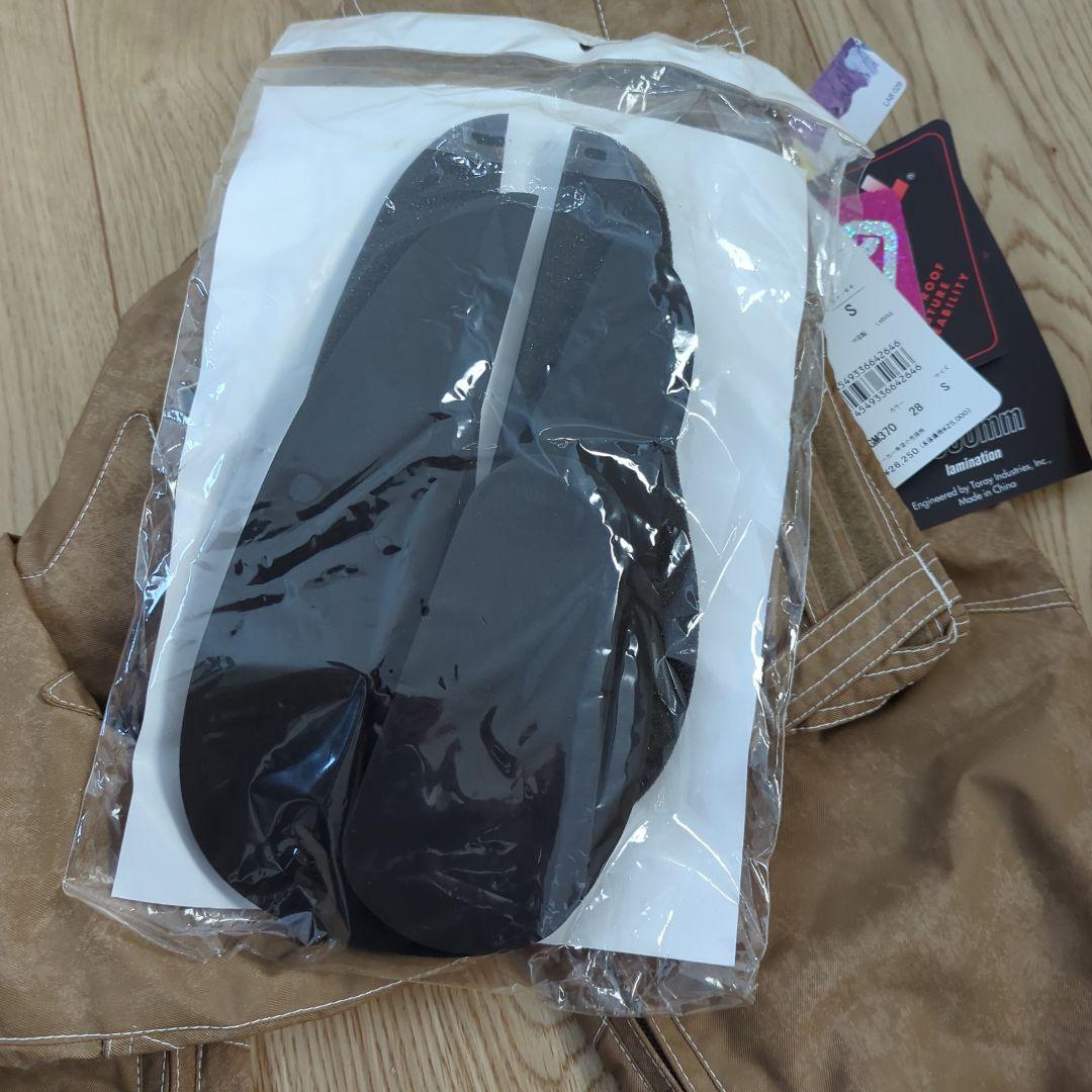 ★未使用★ エアボーン ARBN スノボードウェア 上下セットS　ピンク