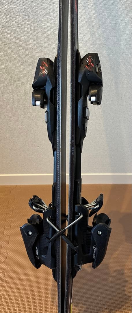 キッズ用 スキー板 107cm HEAD SUPETSHAPE TEAM