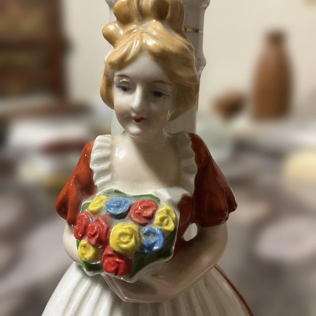 陶器製灯の台座、女性のフィギュア オキュパイドジャパン