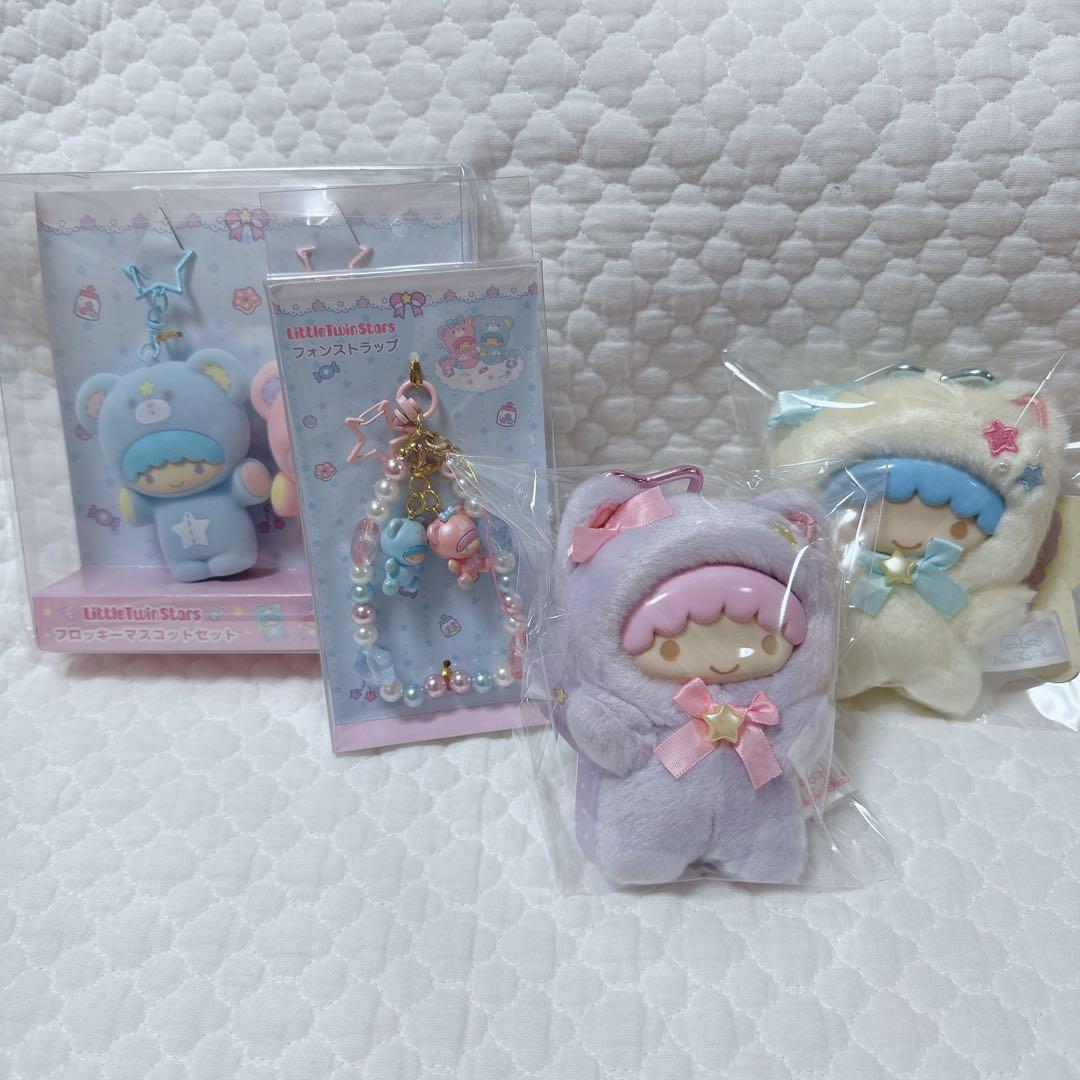 サンリオ❣️激レア　キキララ パフポフ　マスコット　キーホルダー　ネコ