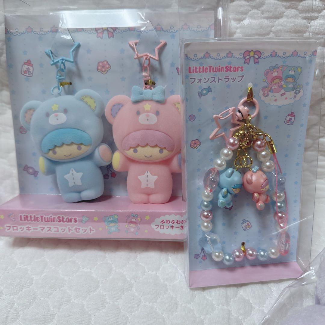 サンリオ❣️激レア　キキララ パフポフ　マスコット　キーホルダー　ネコ