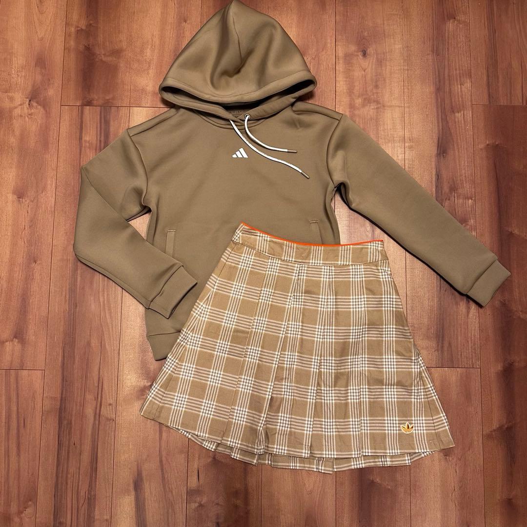 長袖パーカー　プリーツスカート　ダンボールニット　セットアップ　春秋冬　ベージュ