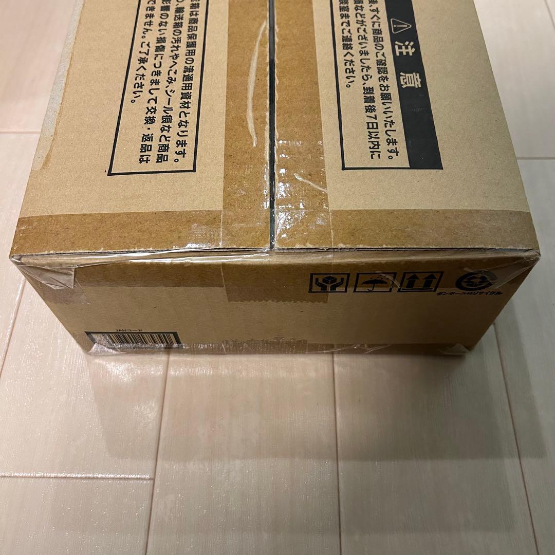 ブラックマジシャン　ステンレス　シリアルNO入り スペシャルカード