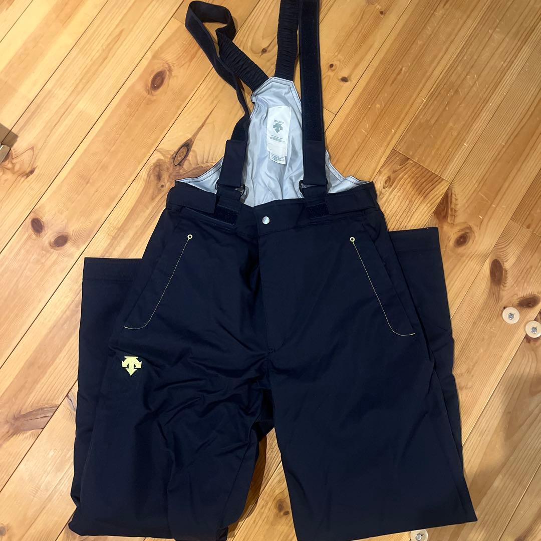 超美品　160 DESCENTE スキーウェアセット
