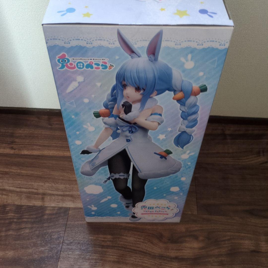 新品未開封　ホロライブ 兎田ぺこら 1/4スケールフィギュア FREEing