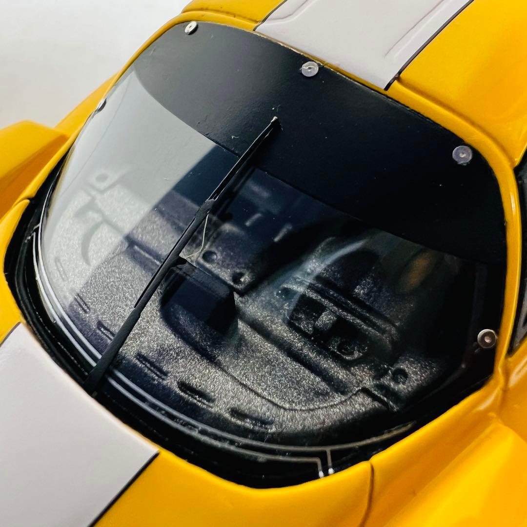 良品　イタリア製　1/43 フェラーリ　FXX エンッオ　ルックスマート