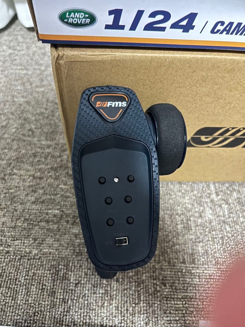 FMSランドローバー 1/24 キャメルトロフィーエディション ディスカバリー