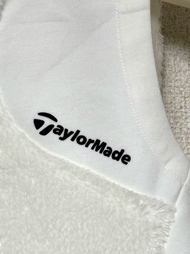TaylorMade ホワイト系　ベストM