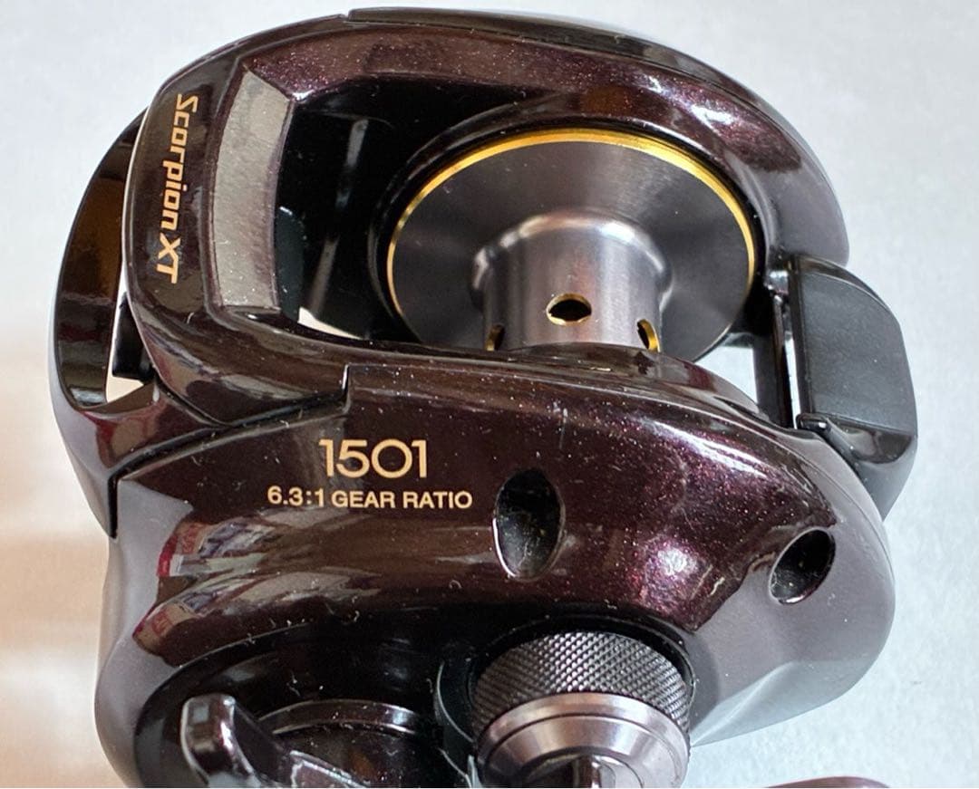 シマノ　スコーピオン　Scorpion XT 1501 リール　左巻き
