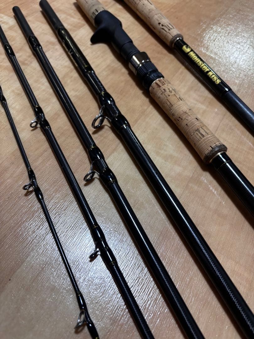 モンスターキス　ディアモンスター　MX-8+