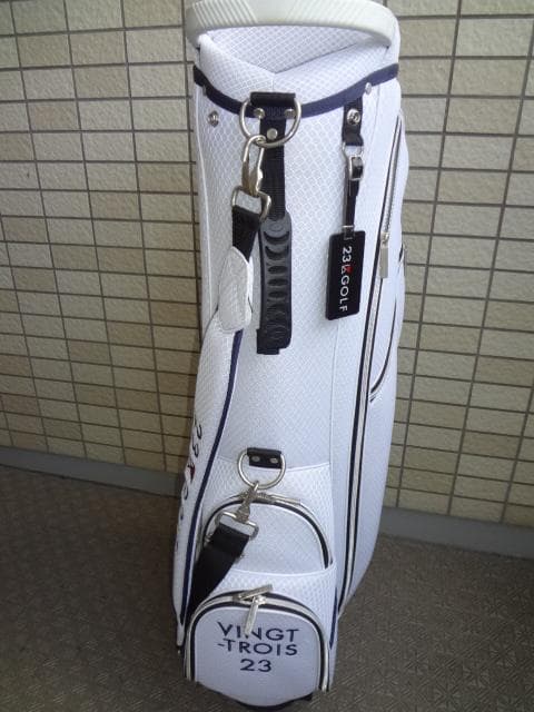 安藤様23区ゴルフ 9型 軽量キャディバッグ USED (ネームタグ付)