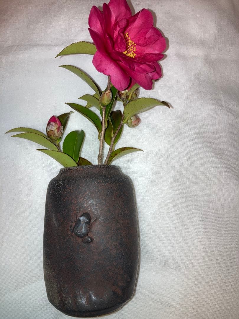 鉄釉掛花入　甚八窯