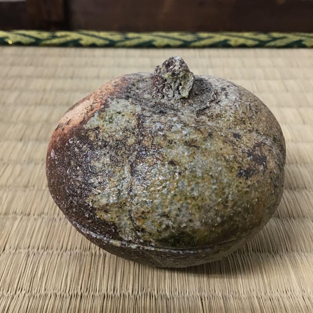 茶道具　香合　常滑焼　人間国宝　三代　山田常山　造　栞　紙箱　共箱　S80KG