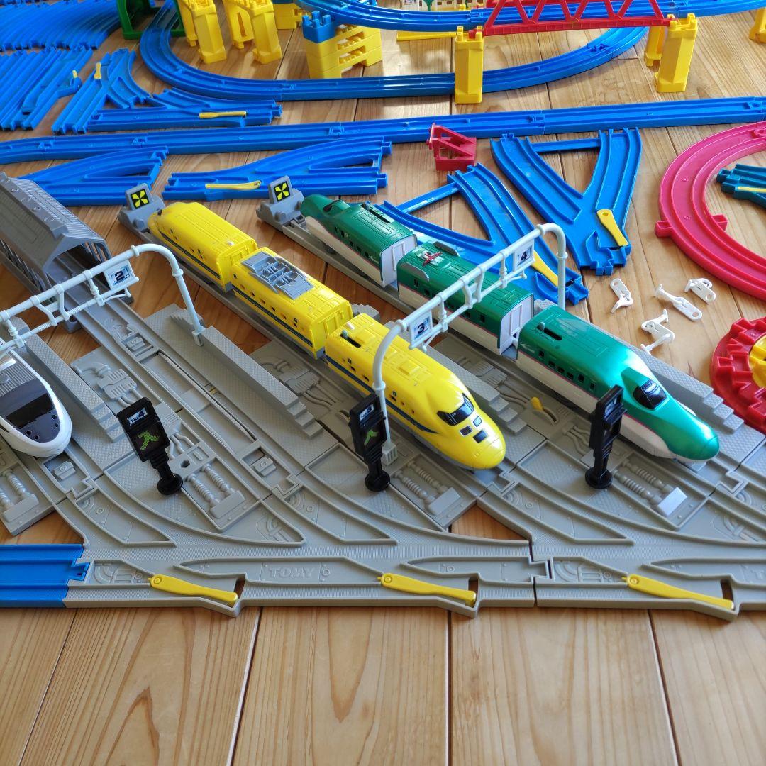 トミカ　プラレール　セット