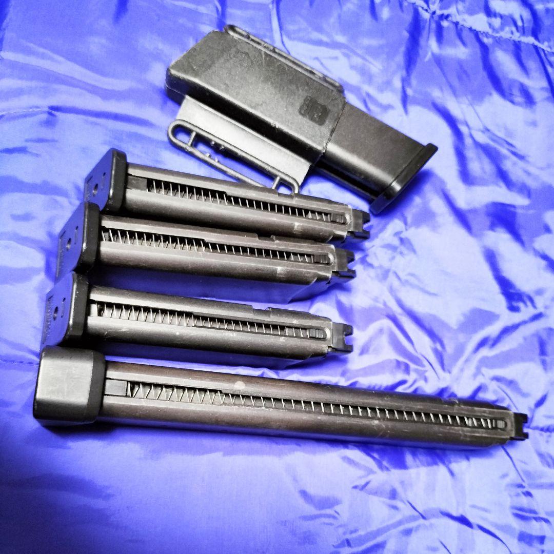 マルイ　グロック用マガジン4本＋ロングマガジン✕1＋専用マグポーチ