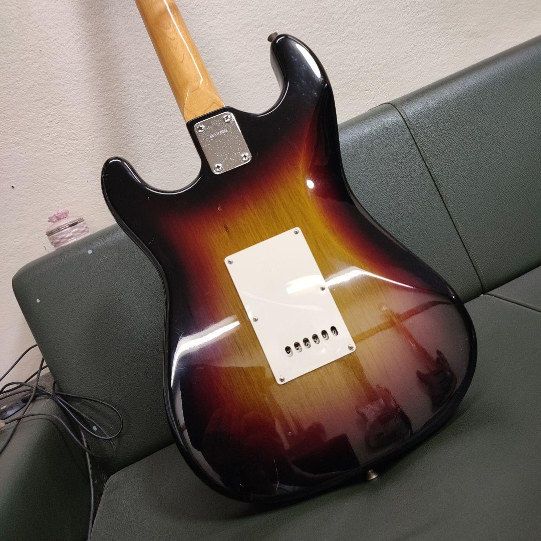 Fresher Straiter エレキギター サンバースト