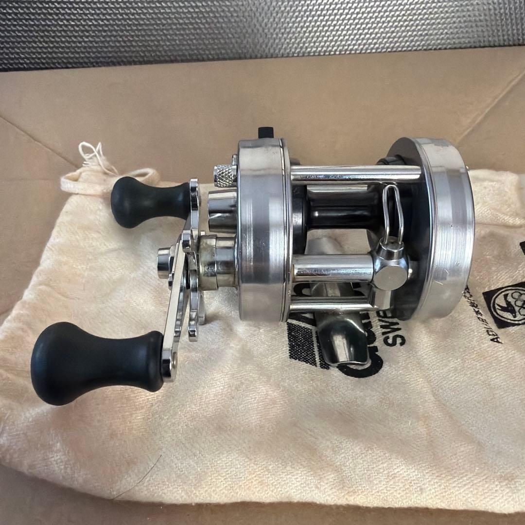 ABU Ambassadeur 2500C ベイトリール