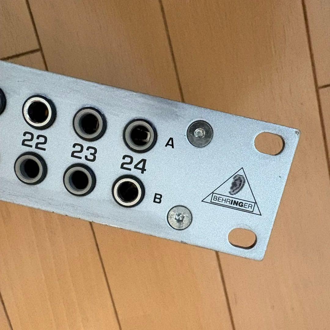 BEHRINGER ベリンガー　PX3000 ULTRAPATCH PRO