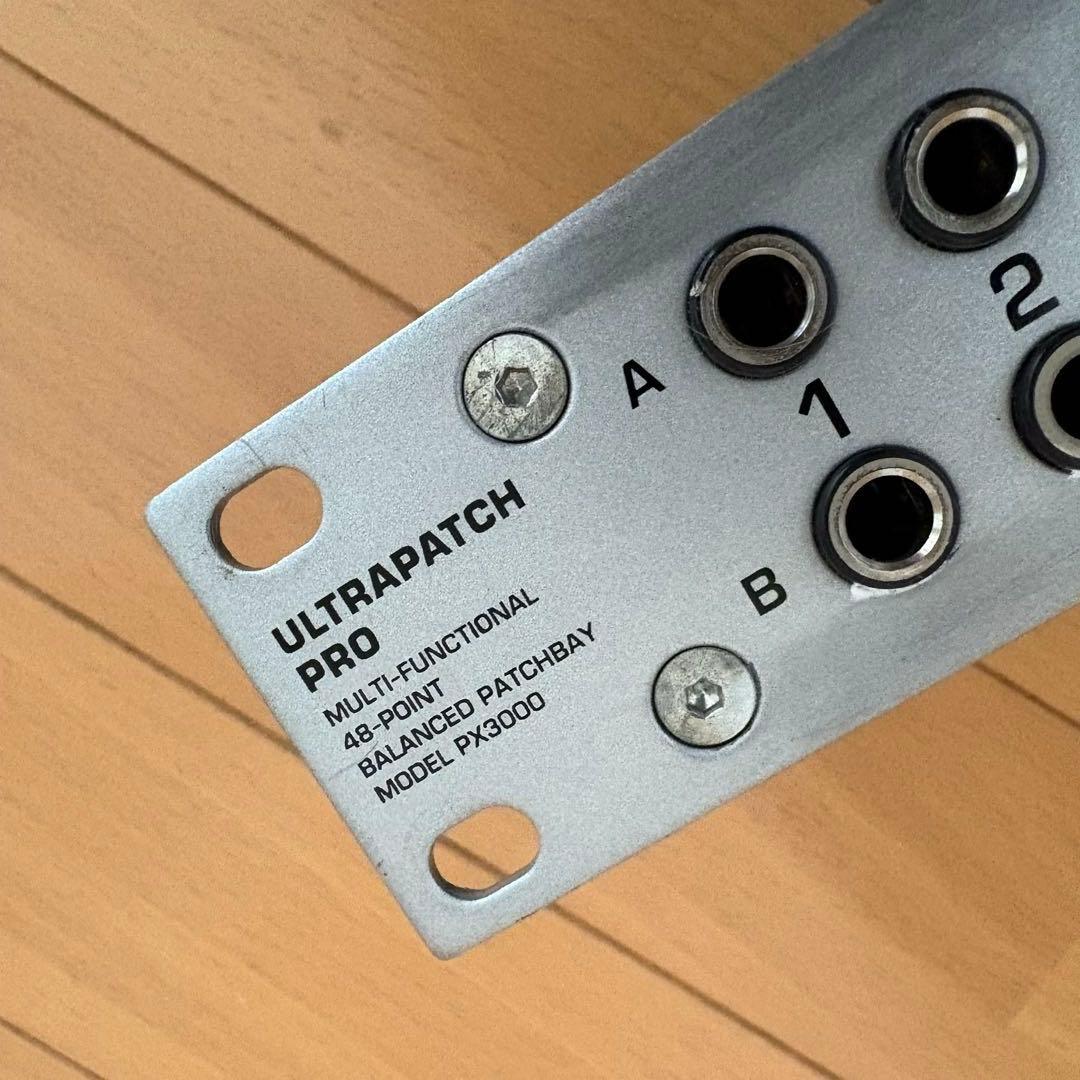 BEHRINGER ベリンガー　PX3000 ULTRAPATCH PRO