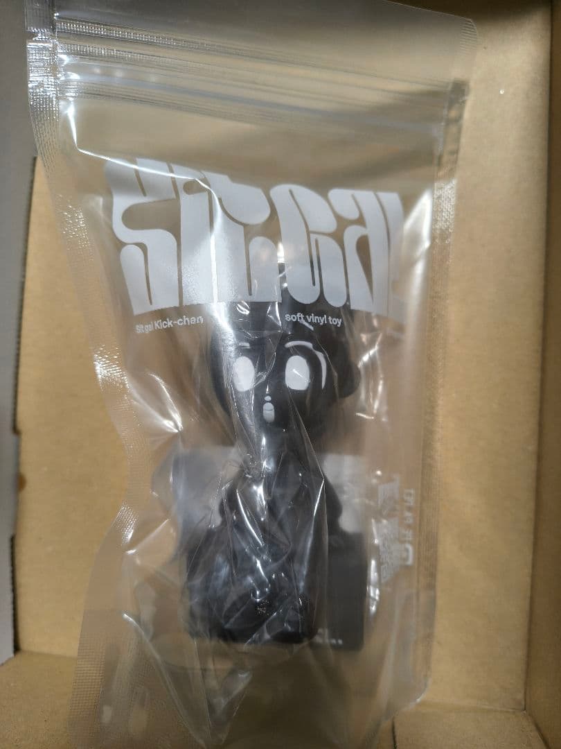 トーキョーピクセル　個展限定　KICKちゃん　ソフビ　白色