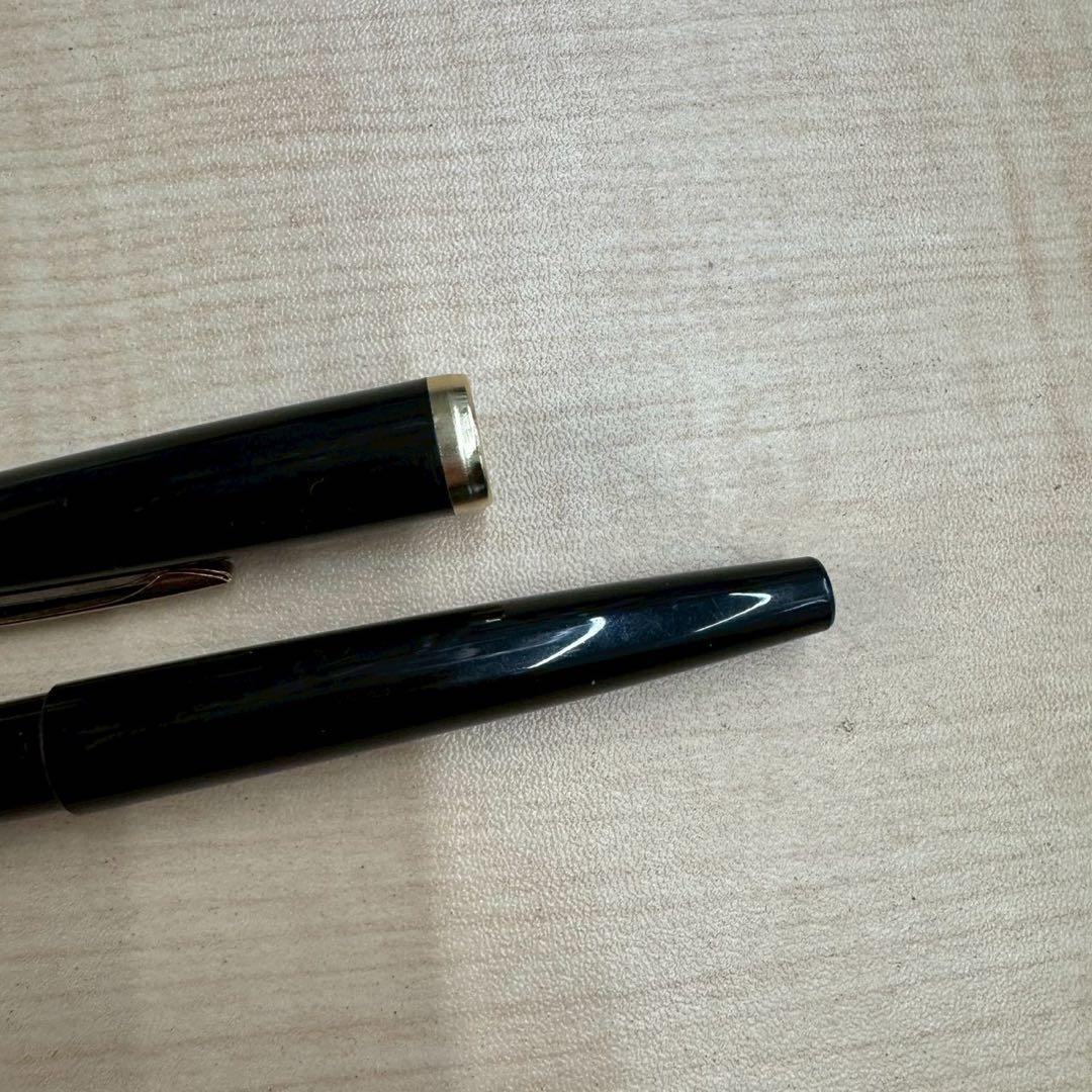 PILOT 万年筆　黒