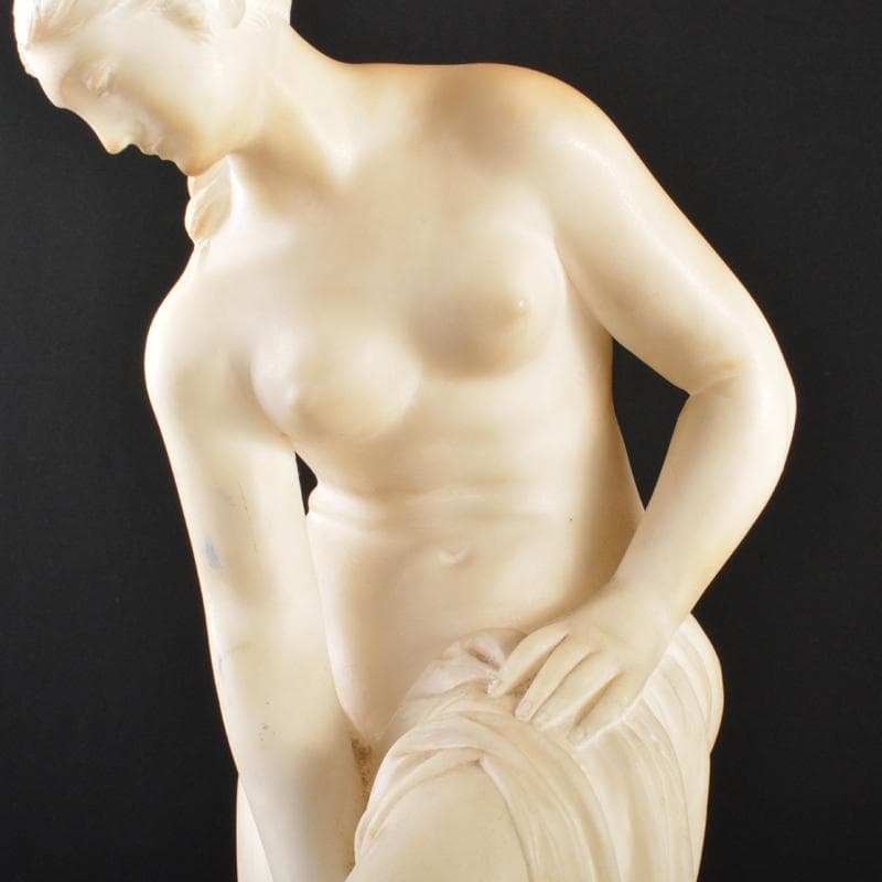 西洋美術　彫刻　裸婦像　置物　C　4941A