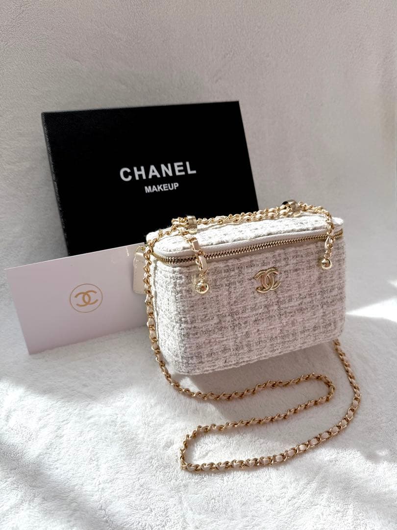 CHANEL ノベルティ　チェーン　ショルダーバッグ　ツイード　週末価格❗️