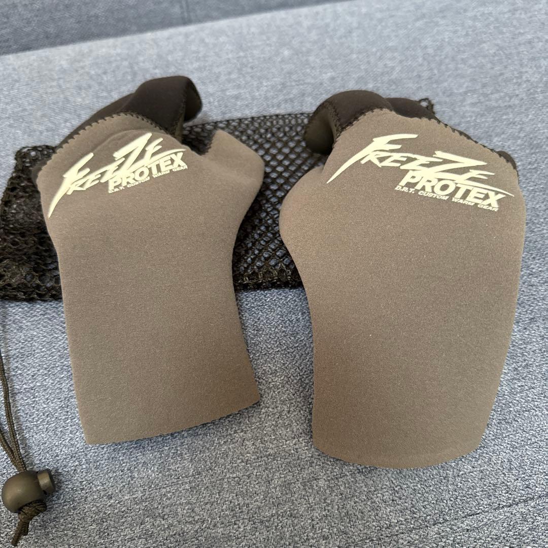DRT / FREEZE PROTEX グレー M 新品