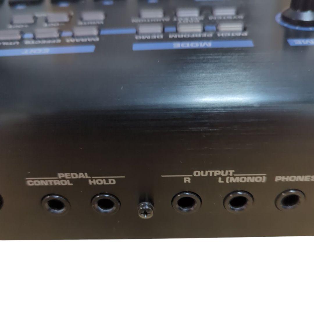 美品★Roland JUNO-D シンセサイザー 61鍵 ソフトケース付き