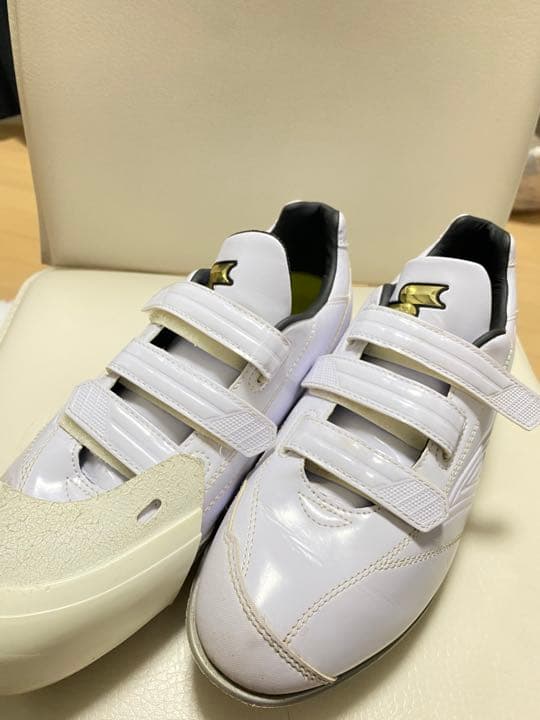 スパイクシューズ　ホワイト　26.5cm   早い者勝ち