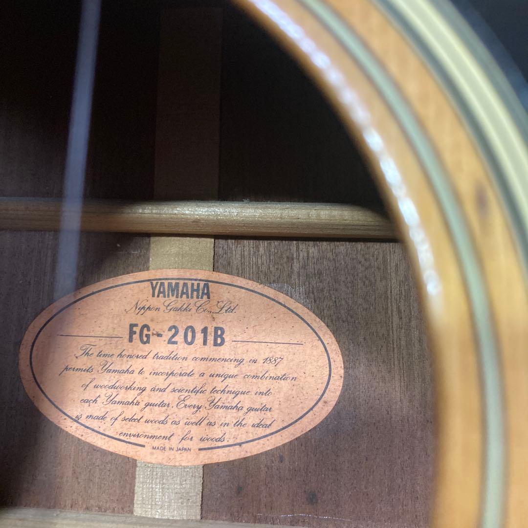 Yamaha FG-201B アコースティックギター ハードケース付