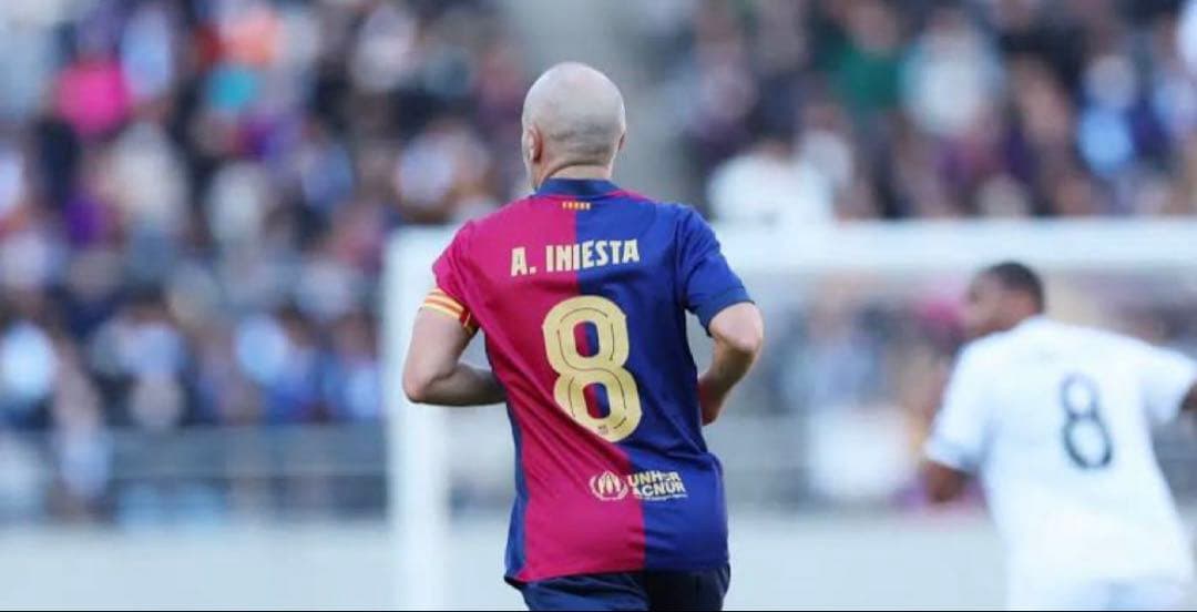 イニエスタ引退試合モデル　バルセロナ24-25 背番号8 正規品