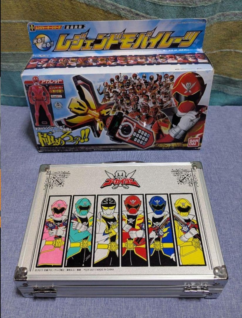 レジェンドモバイレーツとケースとレンジャーキーとオマケセット