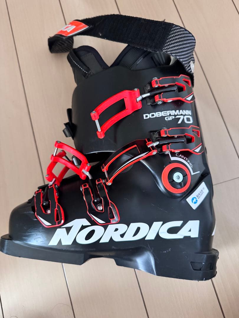 Nordica Dobermann GP70 スキーブーツ 23-23.5cm