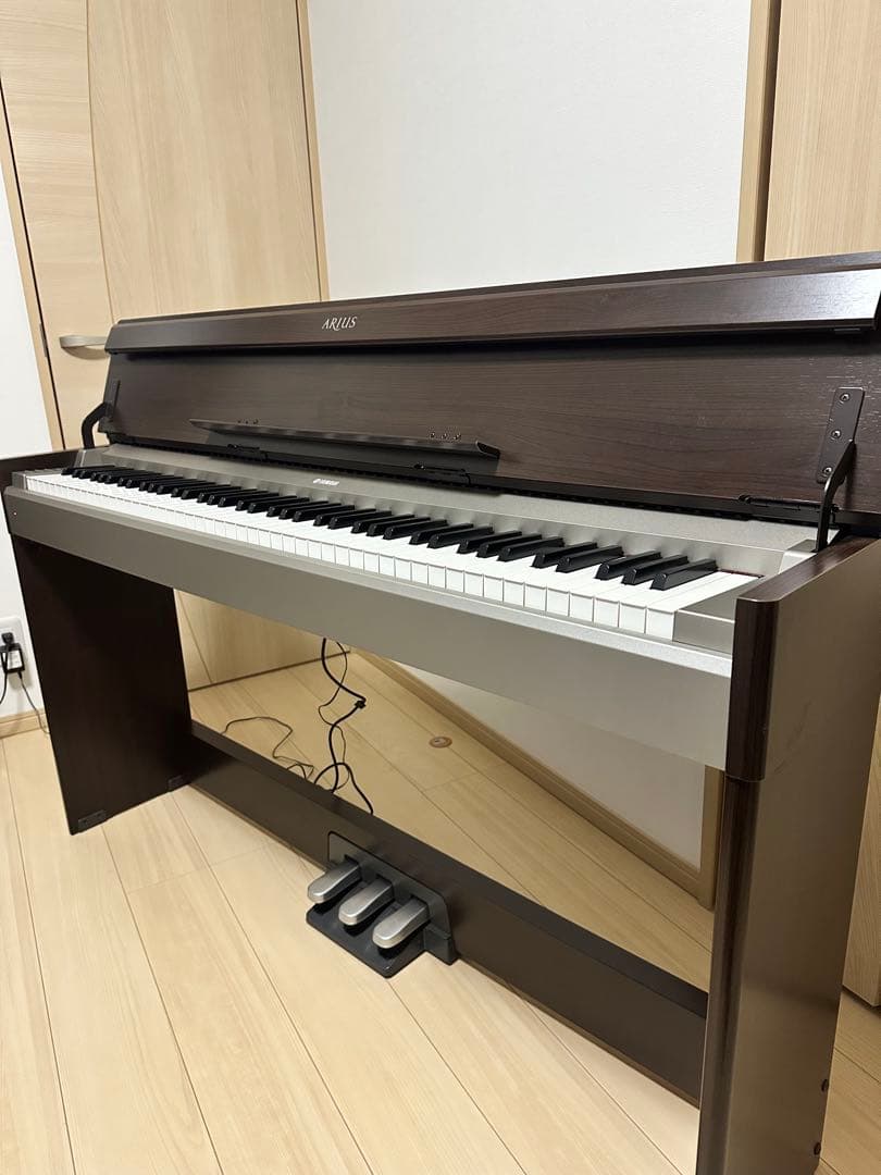 【京都北部引取り限定】YAMAHA 電子ピアノARIUS （アリウス）