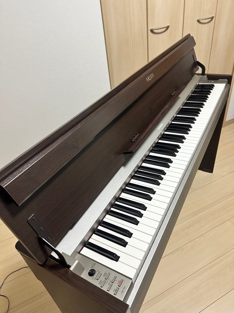【京都北部引取り限定】YAMAHA 電子ピアノARIUS （アリウス）