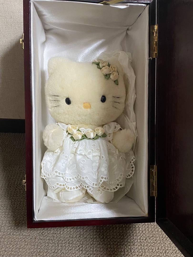 ハローキティ　ハーマン　モヘアドール