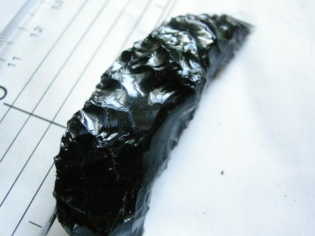 黒曜石 石器 173 手持ちナイフ スクレイパー 参考出品