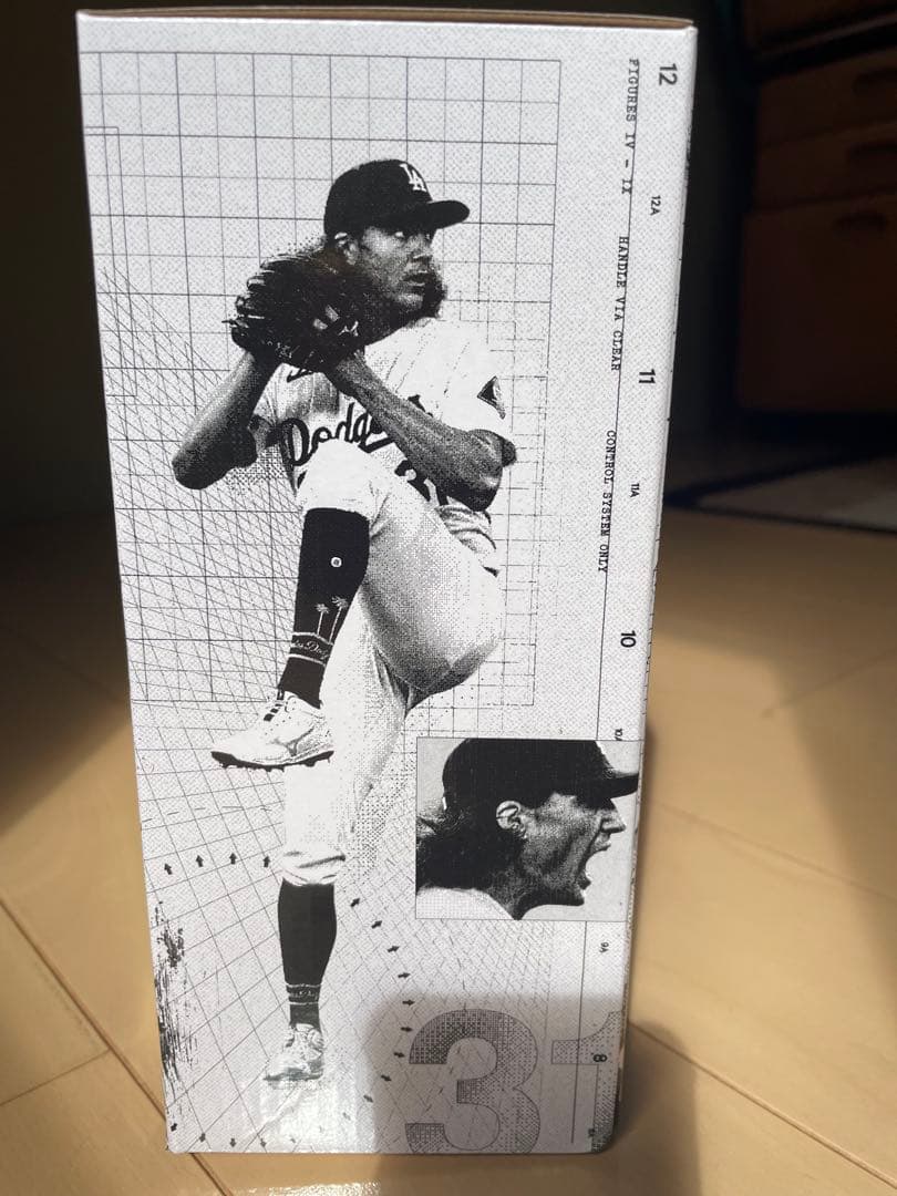 9/18 Dodger Stadium限定 タイラーグラスナウ ボブルヘッド