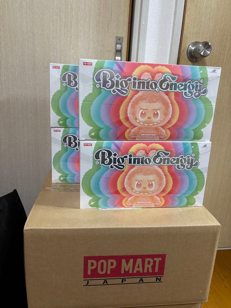 【正規品・未開封】Labubu Big into Energy 4箱