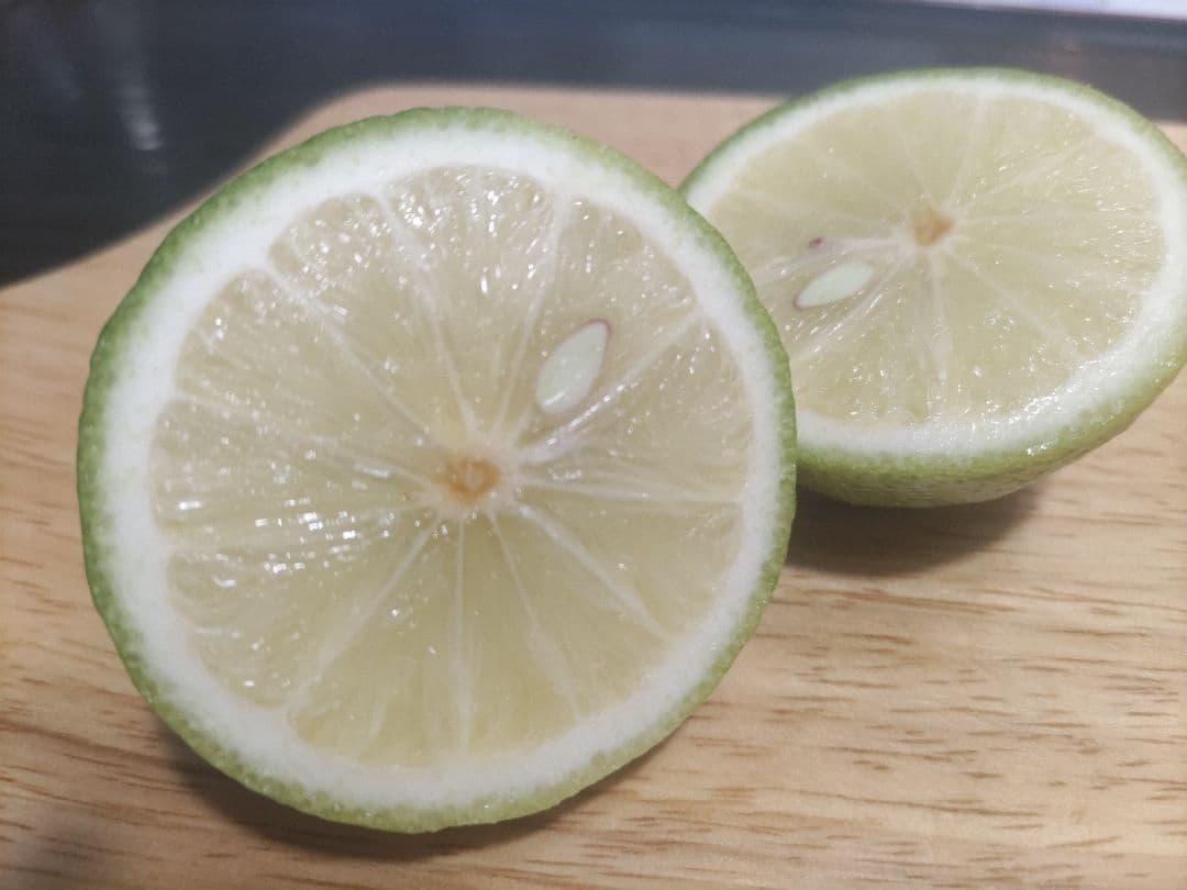 有機栽培 国産ベルガモット果実 黄緑色 ３キロ 送料無料