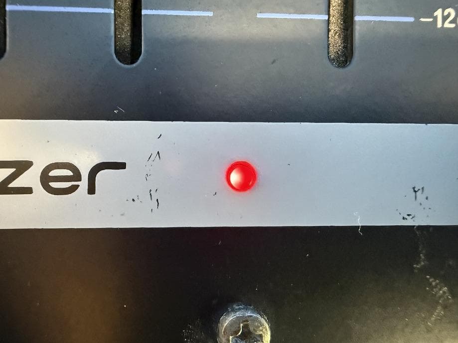 BOSS GE-10 GraphicEqualizerグラフィックイコライザー