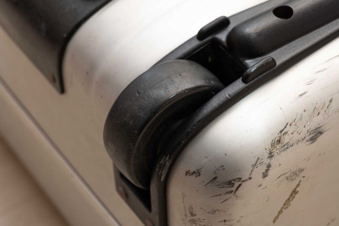 訳あり　ゼロハリバートン ZR3S-SI ゼローラー スーター 2輪