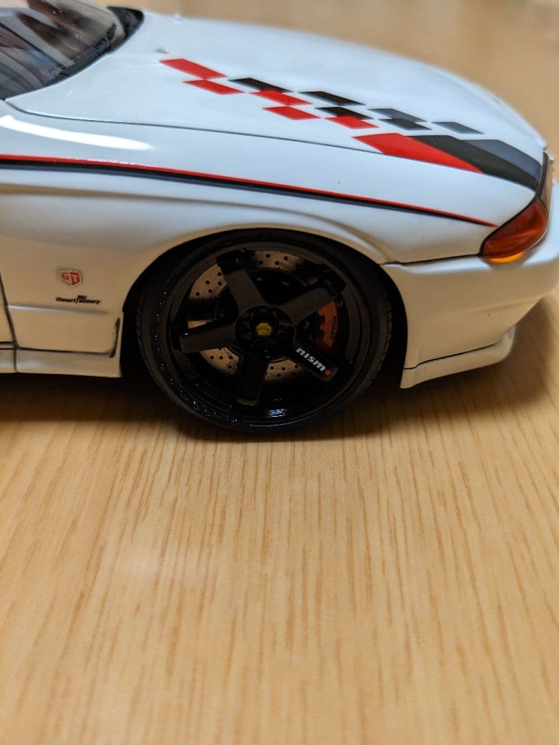 イグニッションモデル1/18ニッサンスカイラインGT-RニスモR32 限定54台