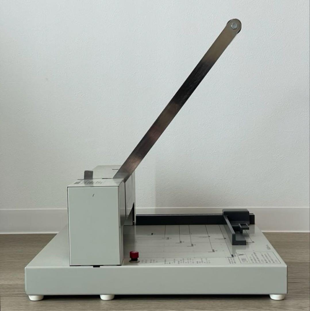 PLUS プラス ペーパーカッター PK-513L 裁断機